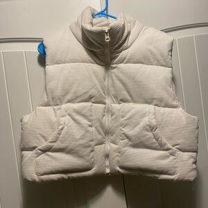 STOOSH Cream corduroy puffer vest with zipper closure XL